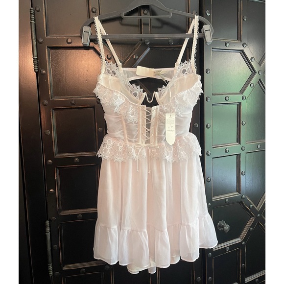 🔥 FOR LOVE & AND LEMONS FARMHOUSE WHITE SLIP CORSET LACE MINI DRESS MEDIUM HOT! - Picture 6 of 13